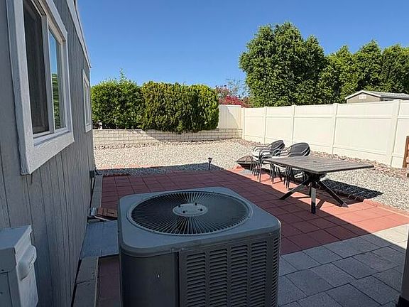 4th image of 38910 Desert Greens Dr W