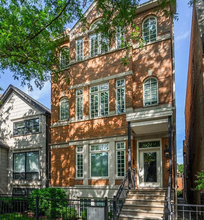 1st image of 2019 N Racine Ave #3