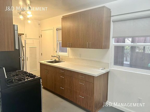 5th image of 4483 Park Blvd #4487
