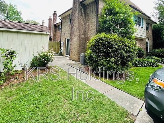 3rd image of 3596 Sir Wilfred Pl
