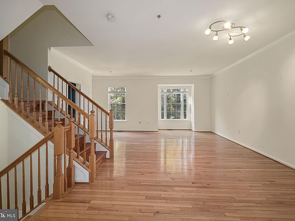 3rd image of 18603 Autumn Mist Dr