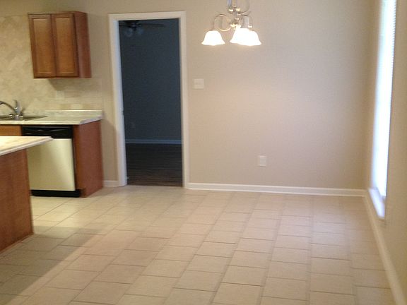 5th image of 408 Burnett