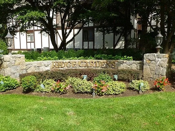 1 bed, 581 sqft, $2,100 — Photo 3