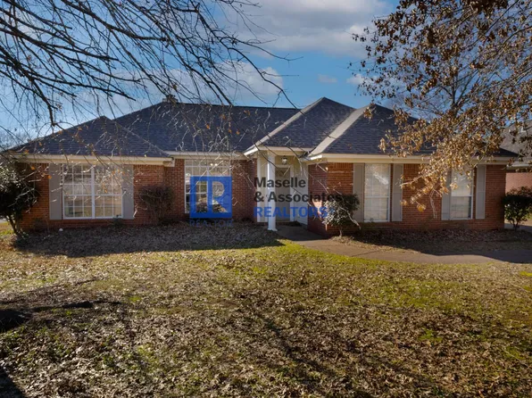 105 Channing Cir, Canton, MS 39046