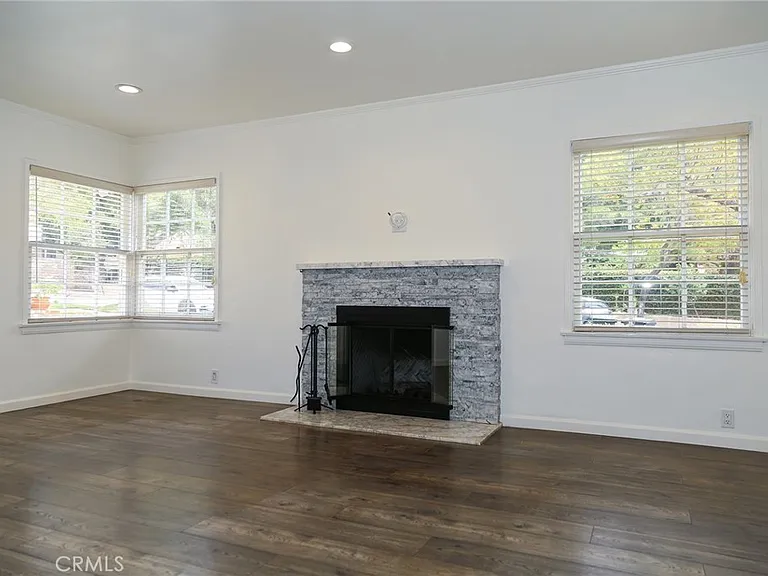 1319 Dorothy Dr — Photo 4