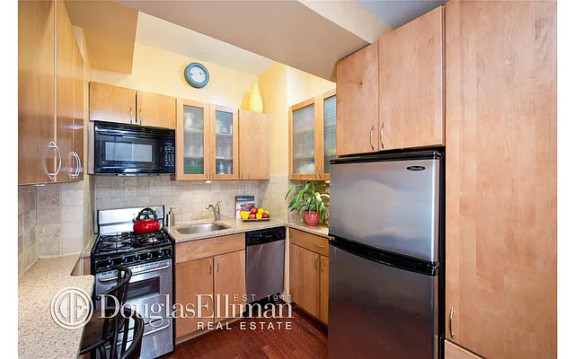 Sold by Douglas Elliman | media 9