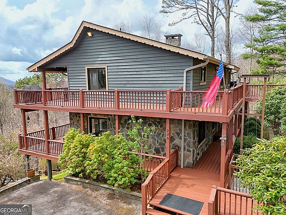 3rd image of 226 Moon Ridge Dr