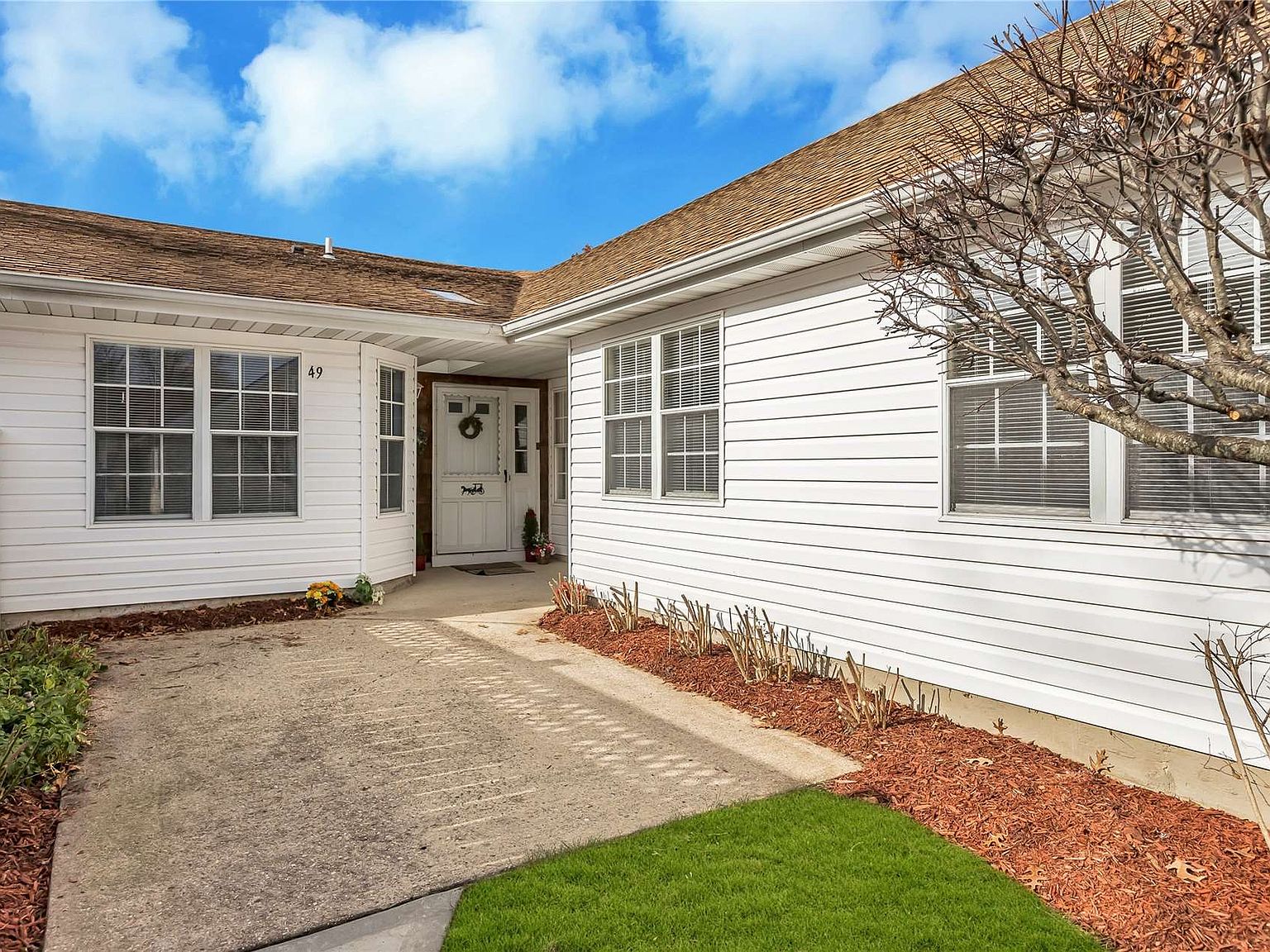 49 Revere Drive UNIT 49, Sayville, NY 11782 Zillow