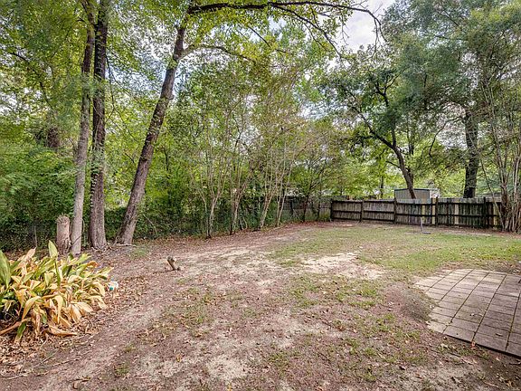 4th image of 513 Birchwood Dr