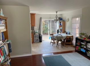 10251 Rancho Pl APT B, Cupertino, CA 95014