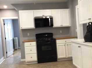 5625 Main St, Trumbull, CT 06611