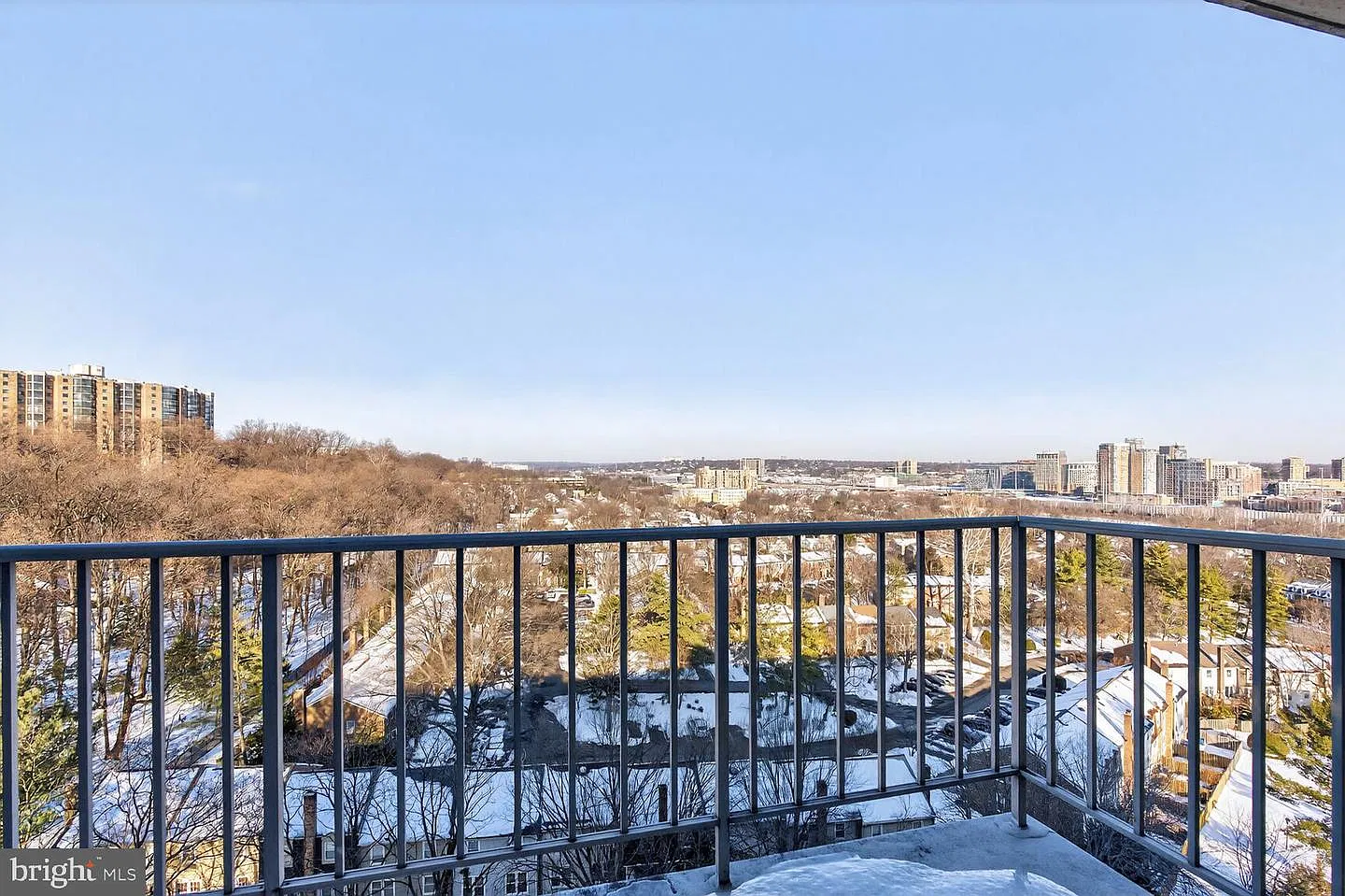 Studio, 550 sqft, $1,550 — Photo 3