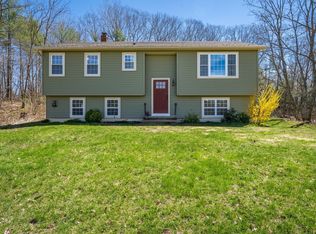 400 Indiana Rd, West Gardiner, ME 04345