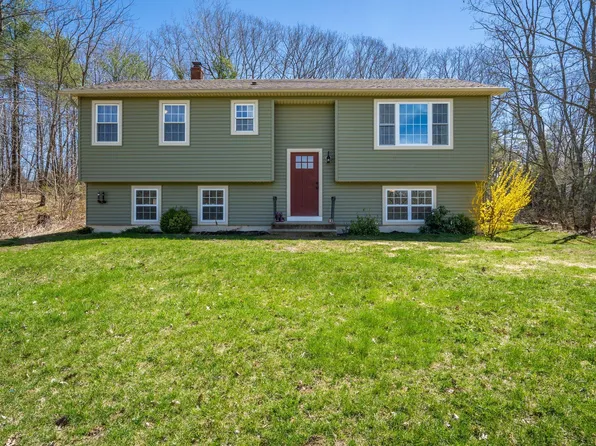 400 Indiana Road, West Gardiner, ME 04345