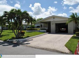 3475 Amalfi Dr, West Palm Beach, FL 33417