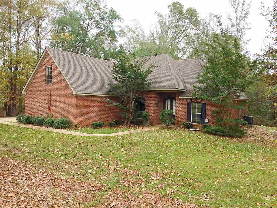 1st image of 841 W Lake Dockery Dr