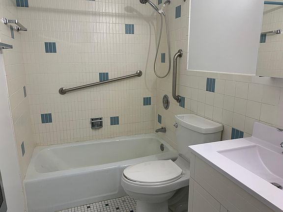 2nd image of 10600 S Kilpatrick Ave #1