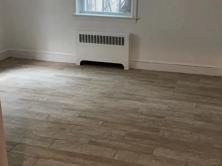 202 Carson Ave #3 — Photo 1