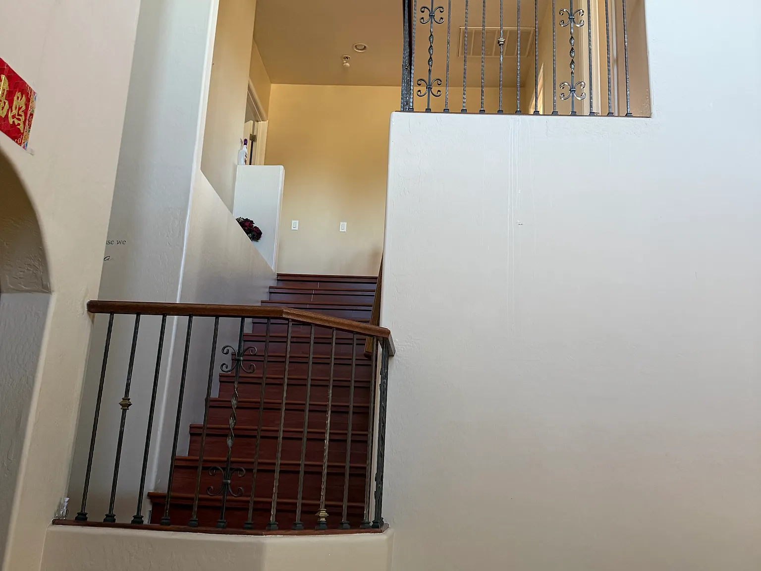 4 bed, 2667 sqft, $2,500 — Photo 1