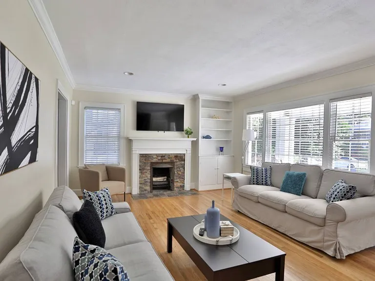 1190 Atlantic Dr NW — Photo 32