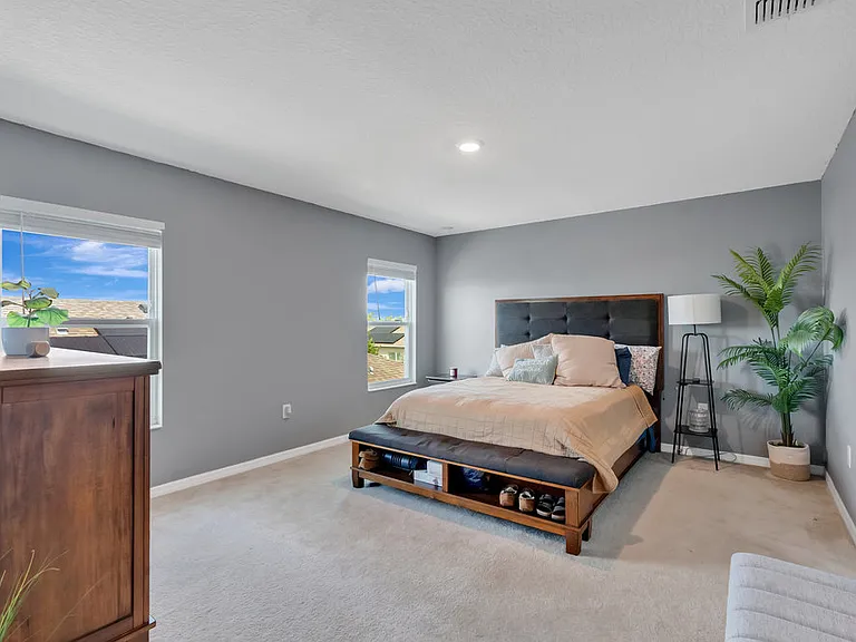 4894 Knoll Ln — Photo 13
