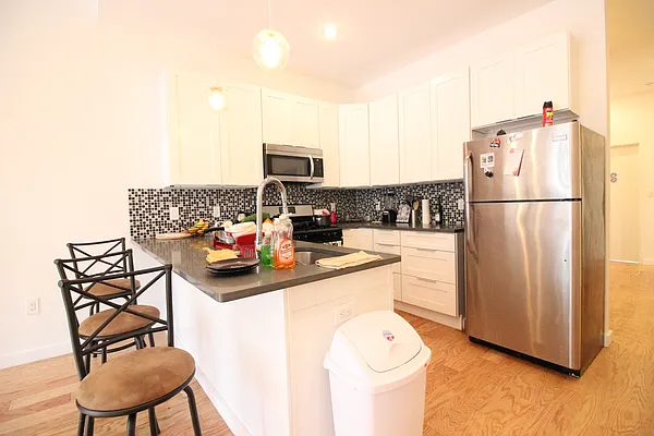 Rented by Bedford 6 Real Estate | media 34