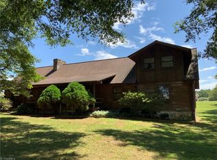 628 David Smith Rd, Winston Salem, NC 27127