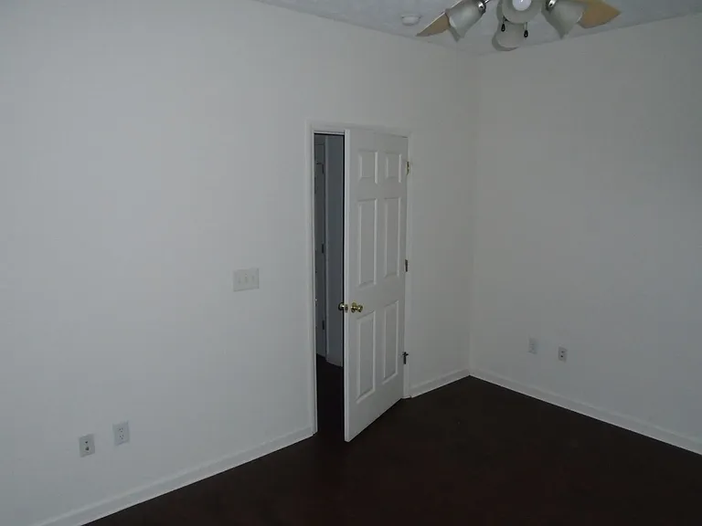 645-103 Brandermill Rd — Photo 21