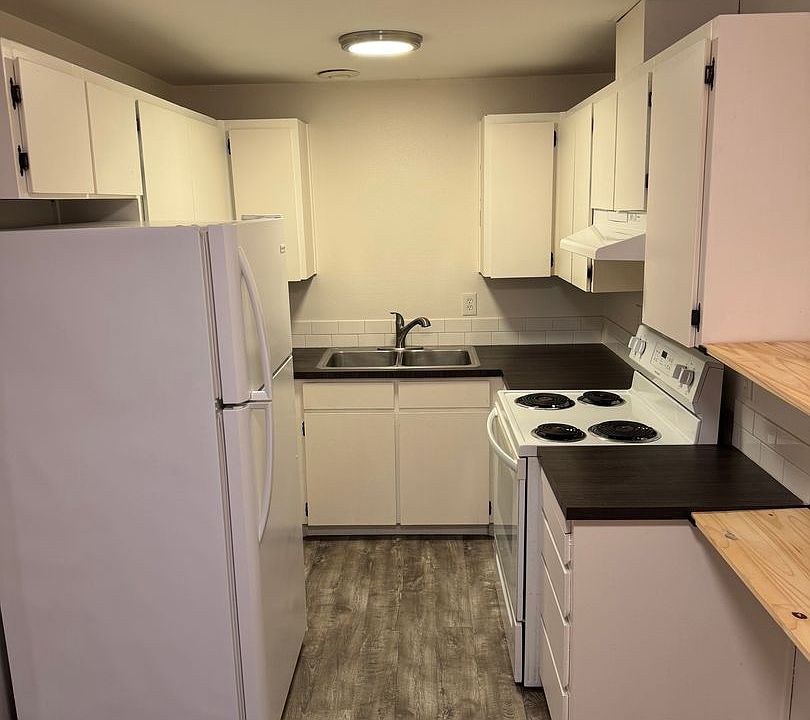 1st image of 1816 18th Ave APT D