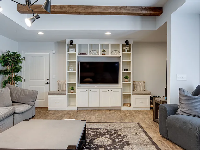 6605 Goshawk Ct — Photo 46