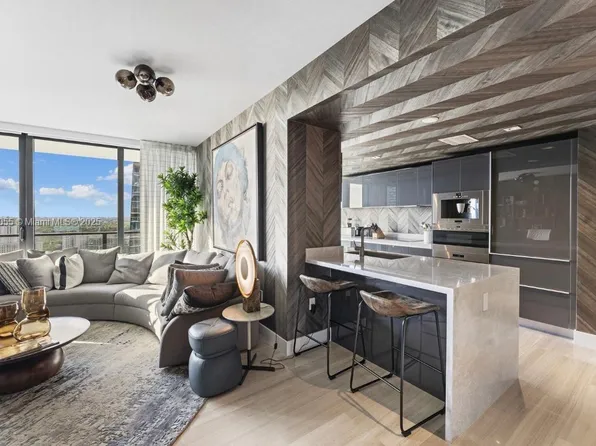 1451 Brickell Ave Unit 2505, Miami, FL 33129