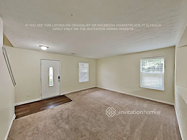 414 Waterbury Way — Photo 4