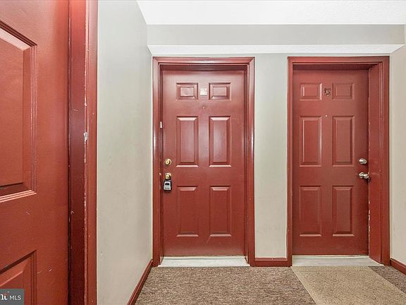 2nd image of 550 Heather Ridge Dr Unit K