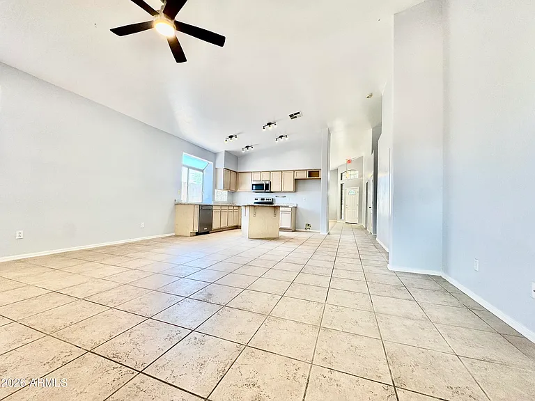 16401 N 39th Pl — Photo 5