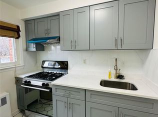 15035 Horace Harding Expy, Flushing, NY 11367