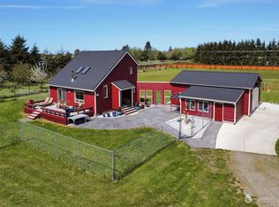 262 Lotzgesell Rd, Sequim, WA 98382