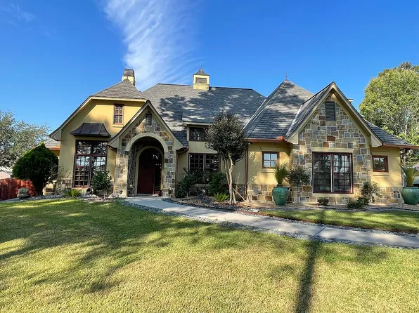 22235 Tomball Cemetery Rd, Tomball, TX 77377