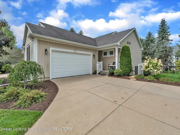 15074 Classic Dr, Bath, MI 48808