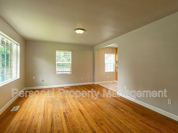 2nd image of 2322 E 16th St