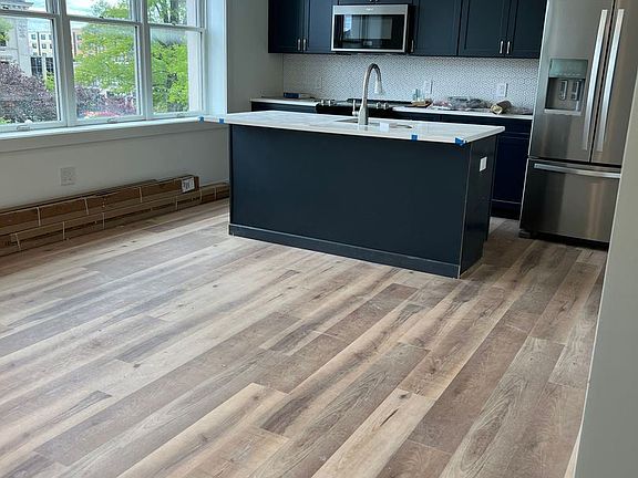 2nd image of 102 W 6th St #14303091