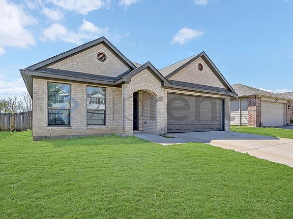 2nd image of 1512 Chama Dr