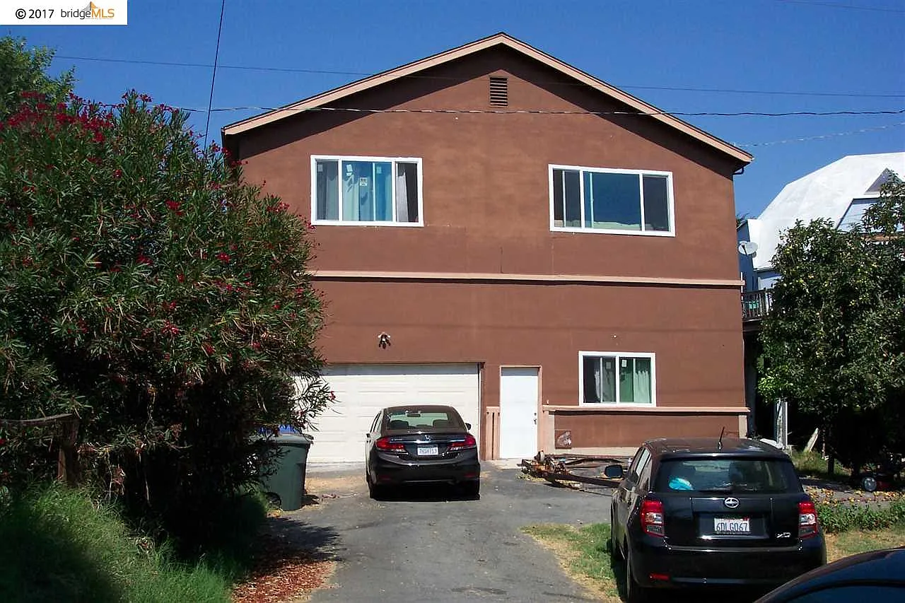1262 Taylor Rd photo 1