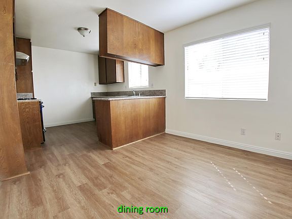 3rd image of 138 N Myrtle Ave APT D