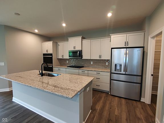 4th image of 3910 Willow Branch Way