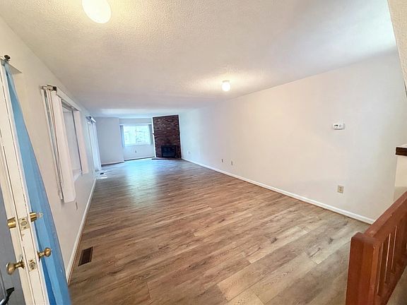 2nd image of 254 Captain Eames Cir