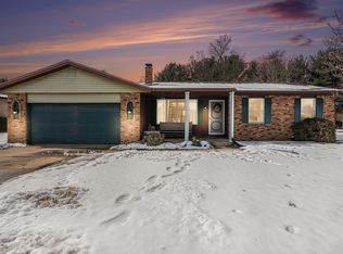 56767 Diamond Dr, Elkhart, IN 46516