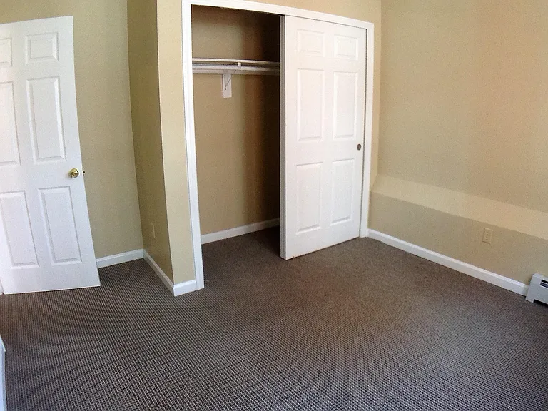158 Westland St #2E — Photo 10
