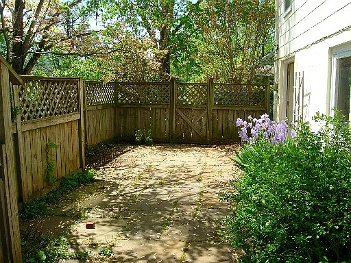 1217 Meriwether St #B — Photo 6