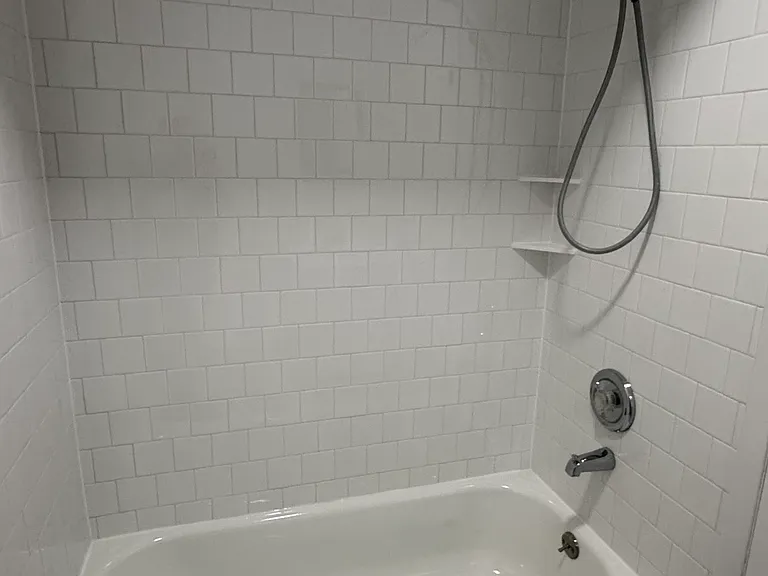 90 Mallory Ave #3 — Photo 10