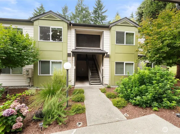 31500 33rd Place SW #C203, Federal Way, WA 98023